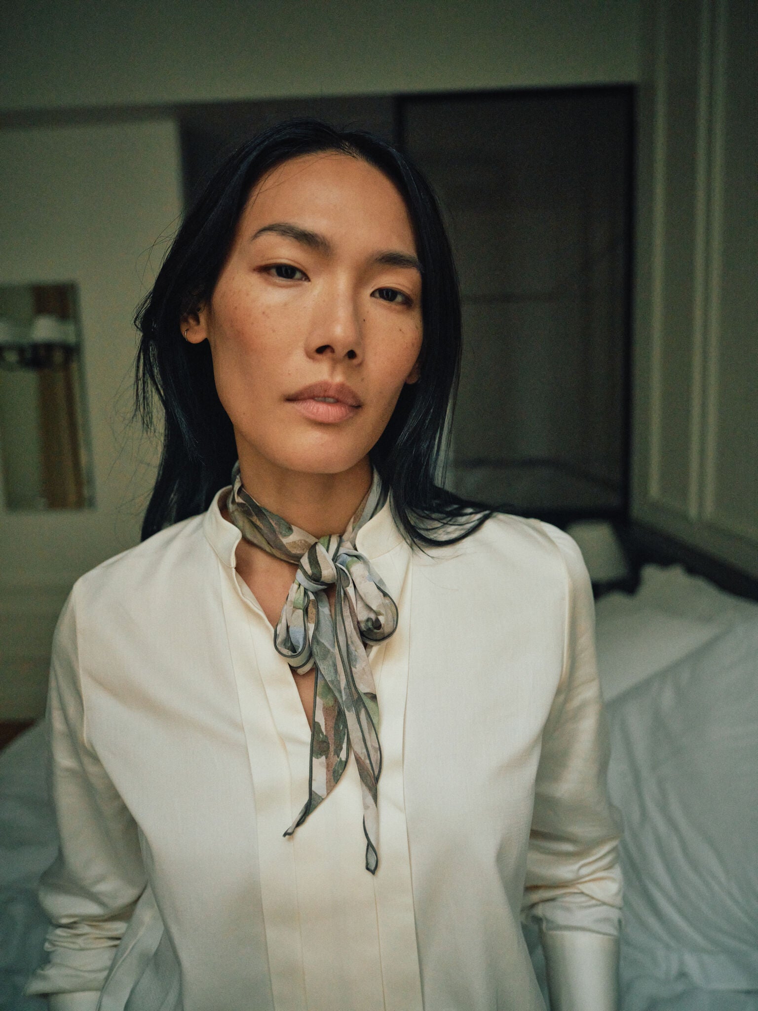 Modelshot / Ecru / Detail